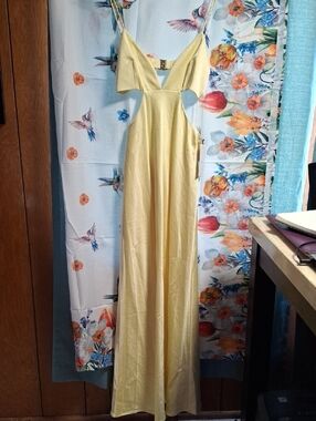 New Significant Other Yellow Satin Cutout Spaghetti-Strap Maxi Dress